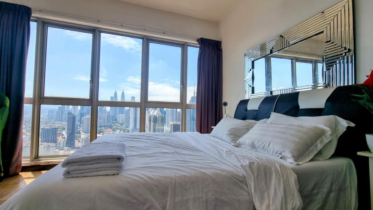 Penthouse On 34 - The Highest Unit And Best Views In Regalia & Private Rooftop Terrace Kuala Lumpur Ngoại thất bức ảnh