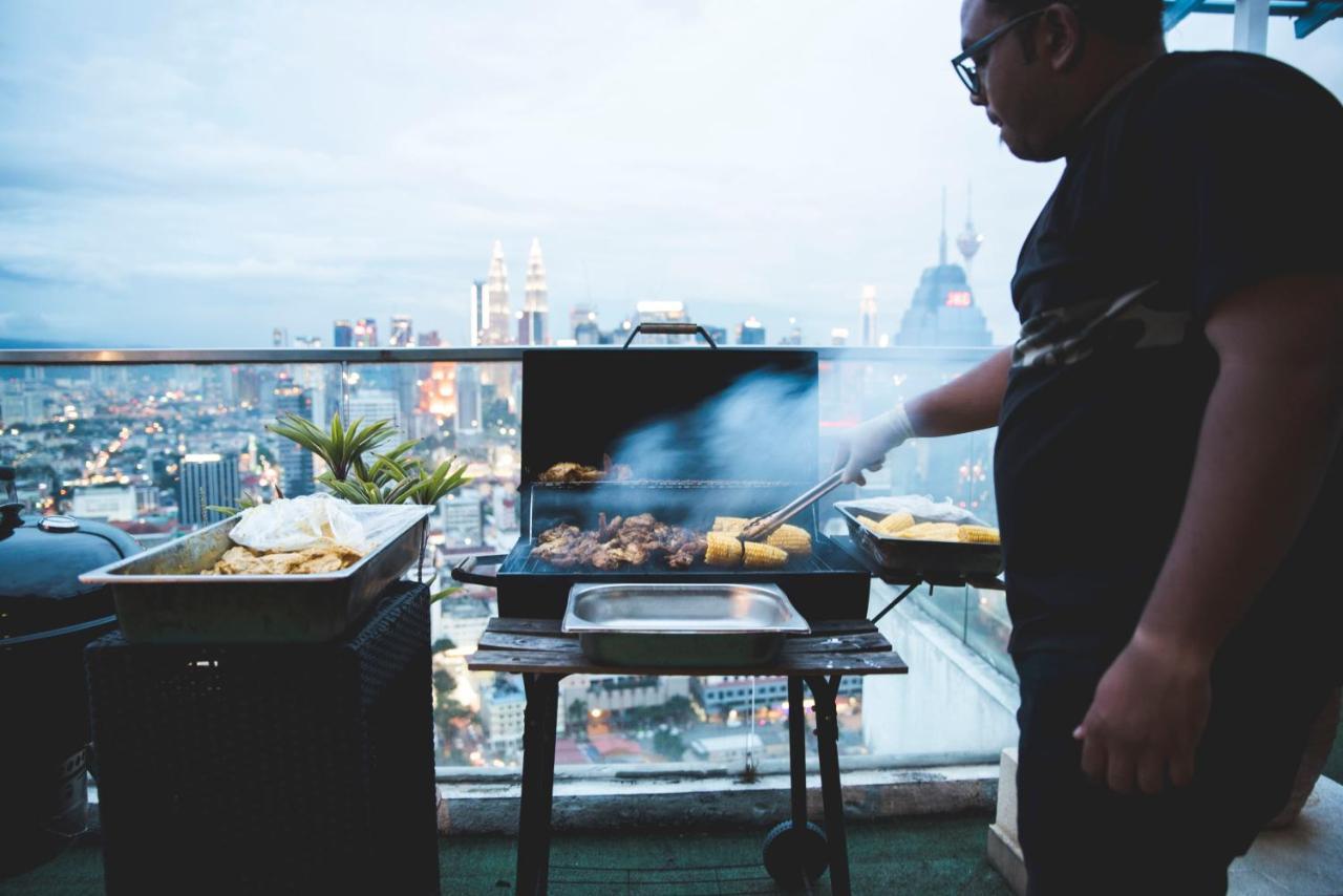 Penthouse On 34 - The Highest Unit And Best Views In Regalia & Private Rooftop Terrace Kuala Lumpur Ngoại thất bức ảnh