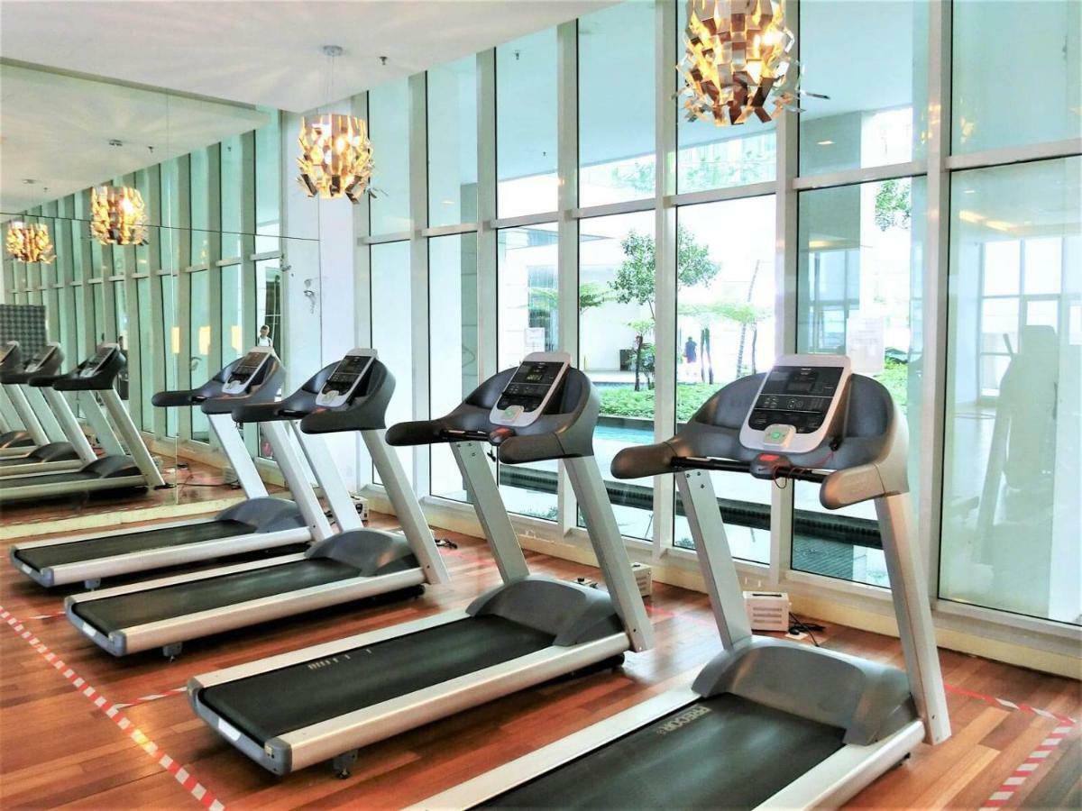 Penthouse On 34 - The Highest Unit And Best Views In Regalia & Private Rooftop Terrace Kuala Lumpur Ngoại thất bức ảnh
